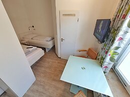 Aparthotel B & L