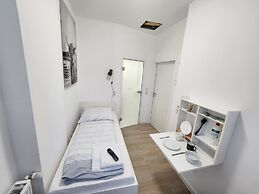 Aparthotel B & L