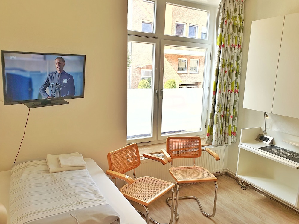 Aparthotel B & L