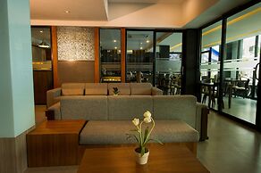 Inn residence serviced suites