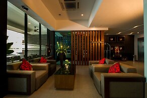 Inn residence serviced suites
