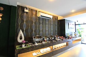 Inn residence serviced suites