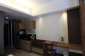 Inn residence serviced suites