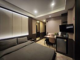 Max Residence