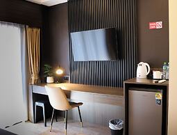 Max Residence
