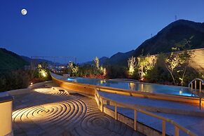 Asaya Hotel