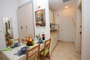 Elena Apartments