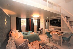 Elena Apartments