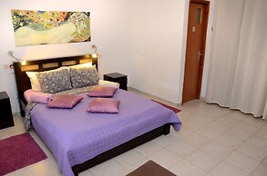 Elena Apartments