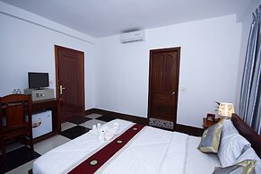 Overflow Guesthouse
