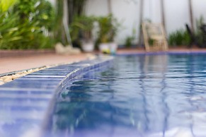Overflow Guesthouse