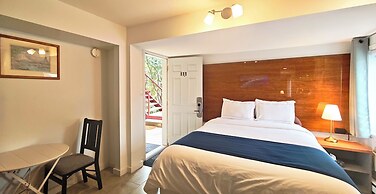 Motel des Pentes et Suites