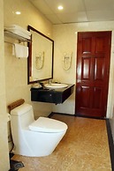 City Bay Hotel