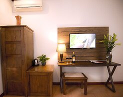 City Bay Hotel