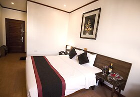 City Bay Hotel