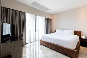 Sukhothai Hotel and Residence