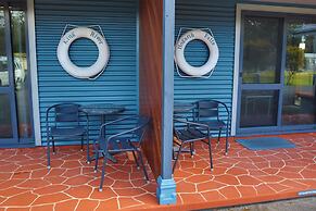 Strahan Bungalows