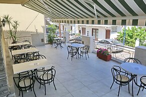 Sun Hotel