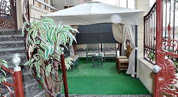 Cairo plaza Guest House