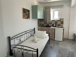 Kaloxenia Apartments