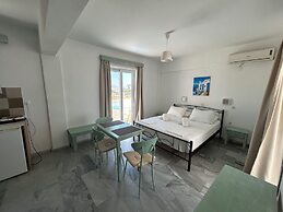 Kaloxenia Apartments