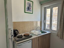 Kaloxenia Apartments