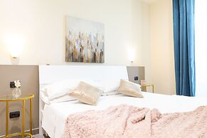 Cesar Vatican Rooms