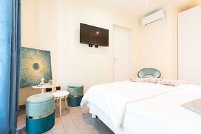 Cesar Vatican Rooms