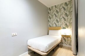 Fira Centric Apartments by gaiarooms