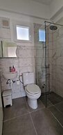 Annoula Studio & Apartments
