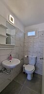 Annoula Studio & Apartments