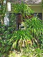 East West Villa