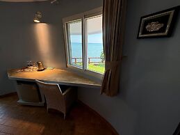 Koh Mak Buri Hut Natural Resort