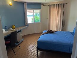 Koh Mak Buri Hut Natural Resort