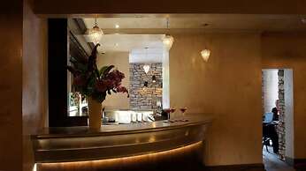 The Abergavenny Hotel