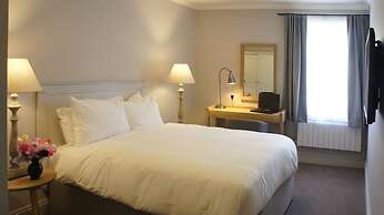 The Abergavenny Hotel