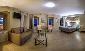 Diogenis Hotel