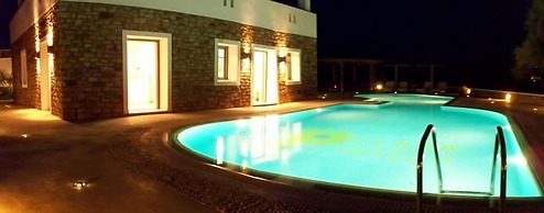Plaka Hotel II