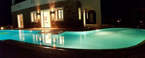 Plaka Hotel II