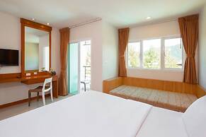 Sungthong Kamala Beach Resort