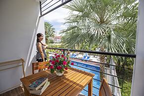 Sungthong Kamala Beach Resort