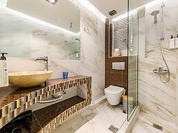 Alpha Luxury Suites