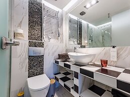 Alpha Luxury Suites