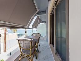 Alpha Luxury Suites