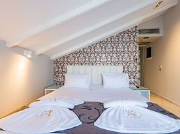 Alpha Luxury Suites