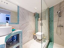 Alpha Luxury Suites