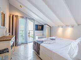 Alpha Luxury Suites