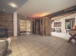 Montana Apartments