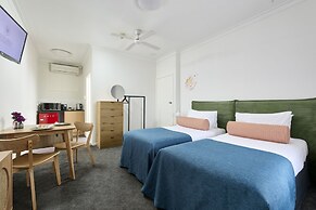 Baileys Motel
