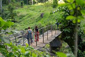 Kaliwa Lodge
